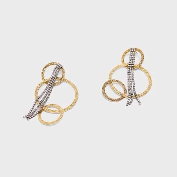 Flaw, Zara NWT Bejeweled Chain Hoop Chain Gold Dangle Earrings - Picture 3 of 9